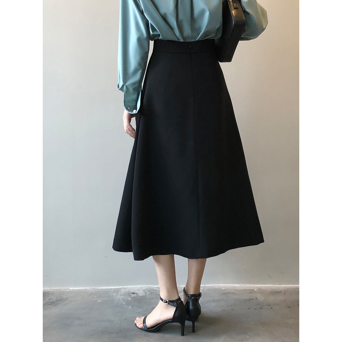 Dame elegant blyantskjorte med mode split og tætsiddende design Stilla