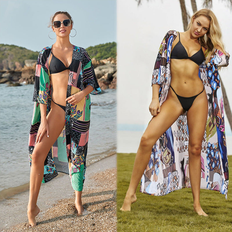 Dame eksklusiv strandkappe med farverigt mønster og elegant snit Stilla