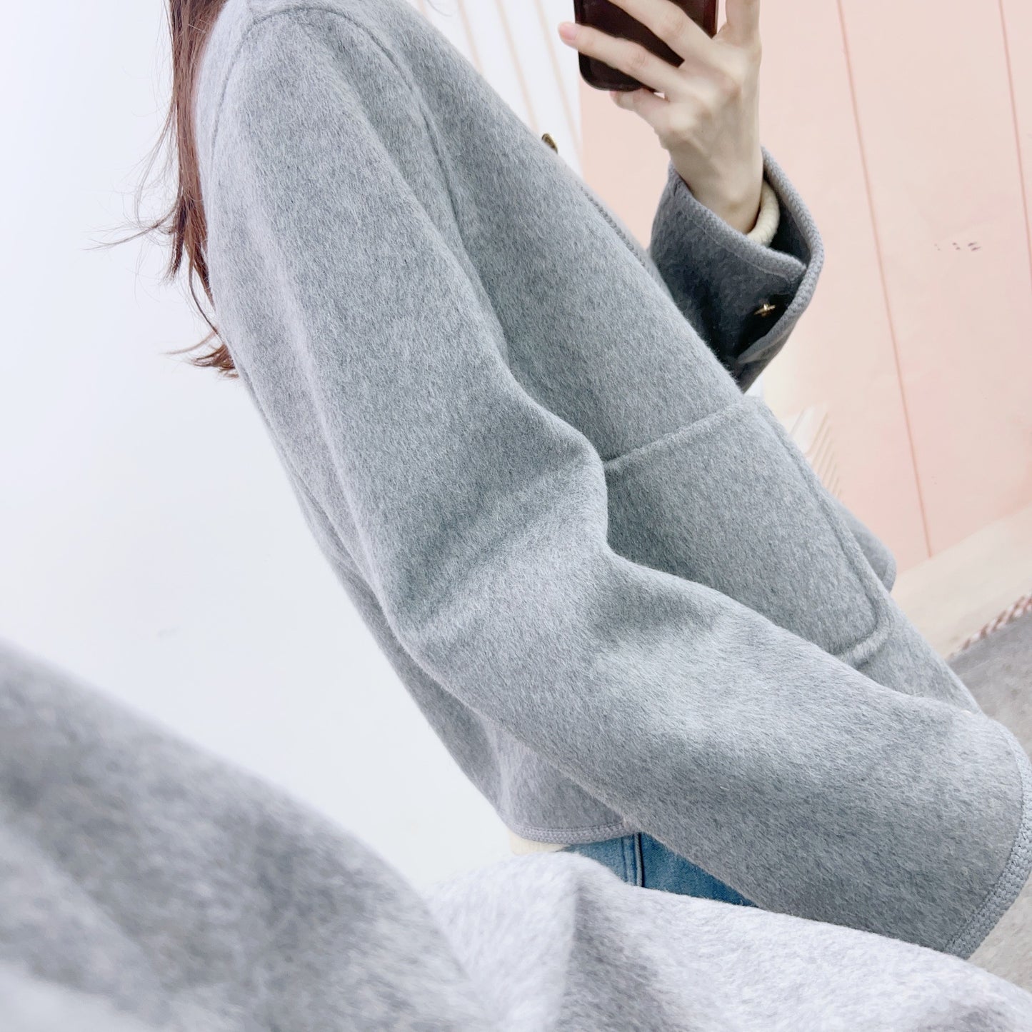 Dame elegant knapjakke med praktiske lommer og blødt materiale Stilla