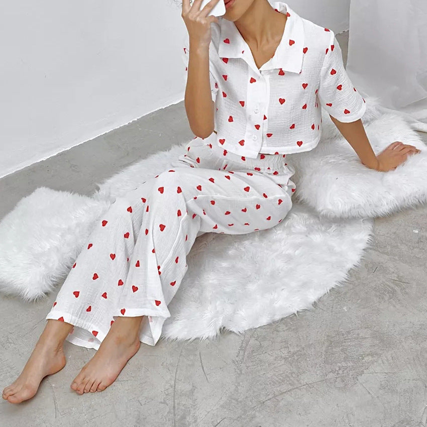 Dame cropped skjorte med hjerte mønster og lette materialer Stilla