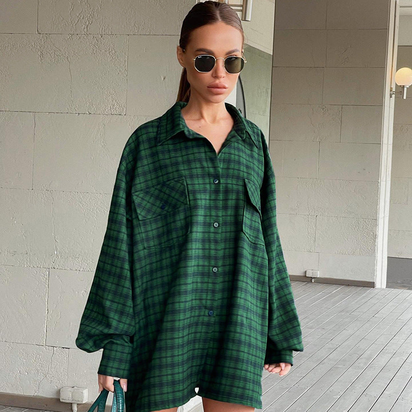 Dame Oversized Ternet Skjorte med to påsyede lommer og afslappet snit Stilla