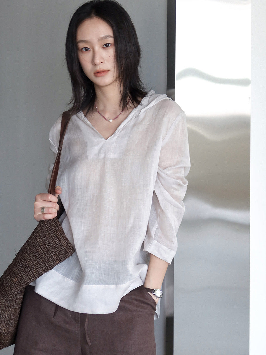 Dame afslappet langærmet skjorte med moderne V-udskæring og løs pasform Stilla