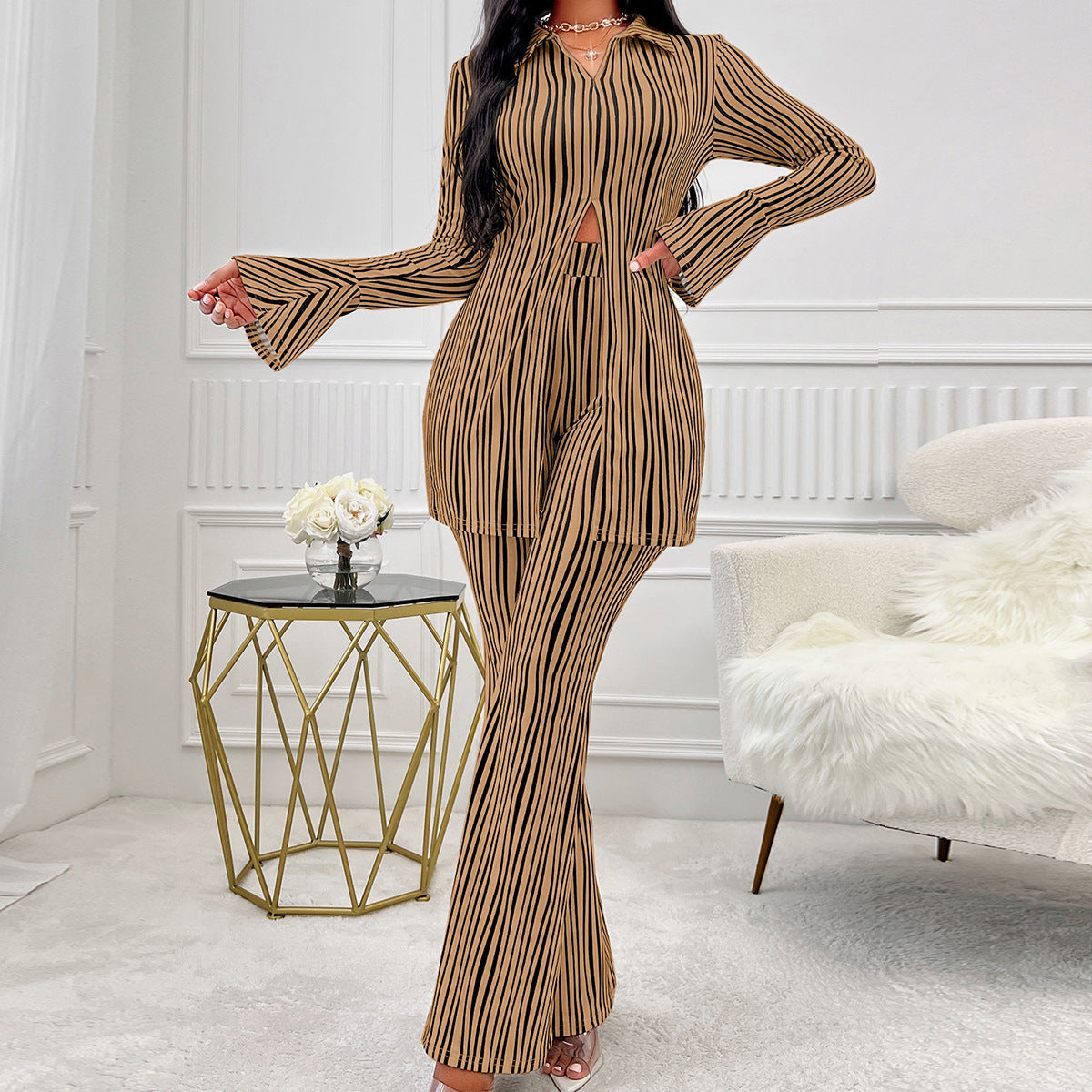 Dame elegant jumpsuit med iøjnefaldende striber og udskåret overdel Stilla