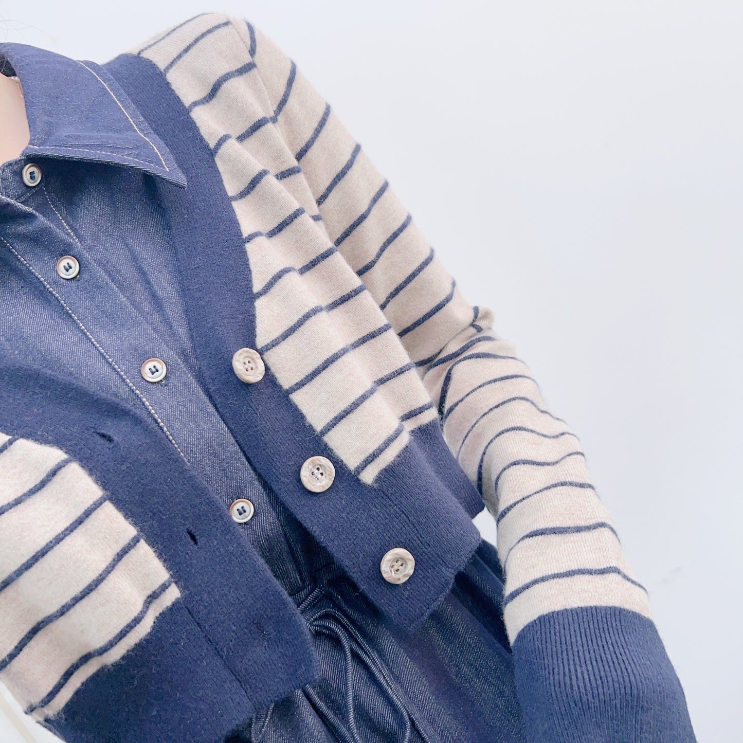 Dame Denim Maxikjole med kombineret Cardigan og taljerbar talje Stilla