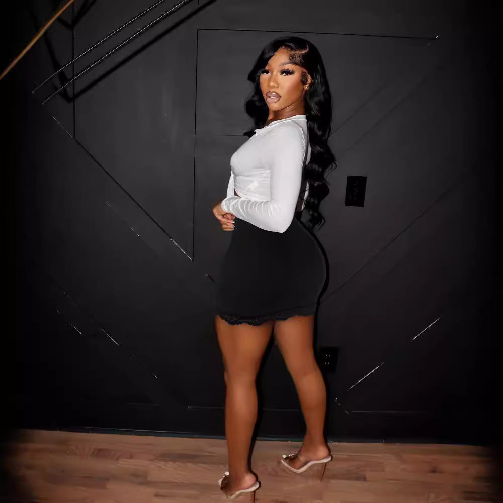 Dame afslappet crop-top med knap-detalje og trendy skrift Stilla