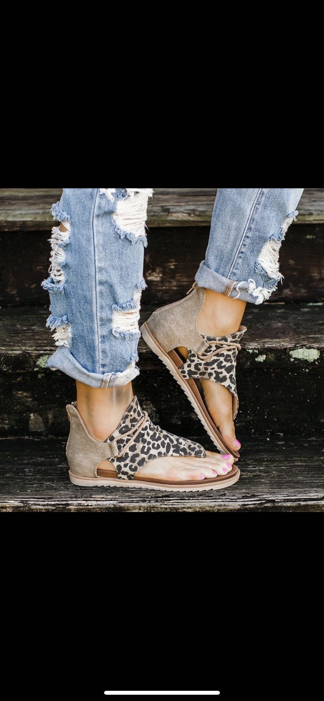 Dame åbne tæer sko med moderigtigt dyremønster Stilla