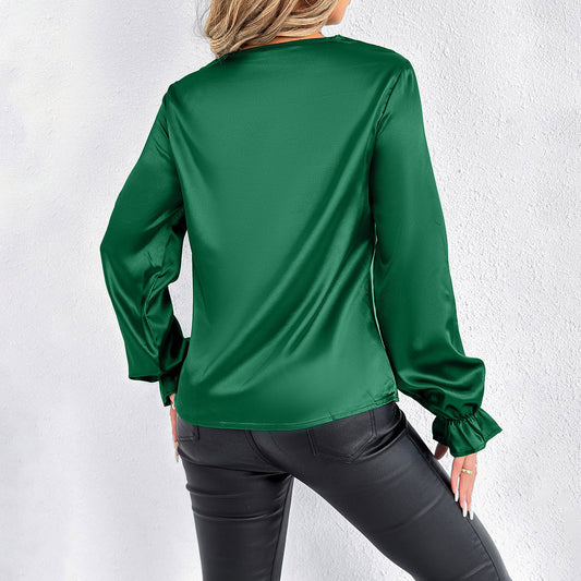 Dame elegant bluse med drapering og flæsedetaljer Stilla