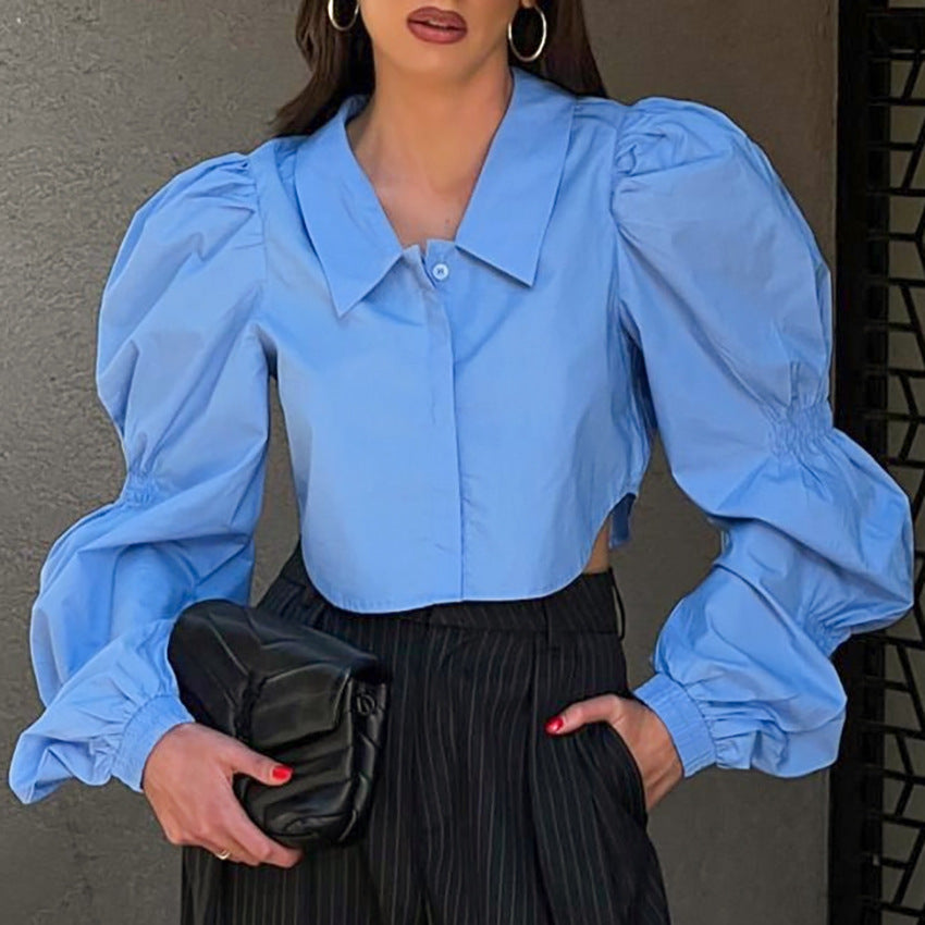 Dame Cropped Bluse med brede Pufferærmer og moderne Krave Stilla