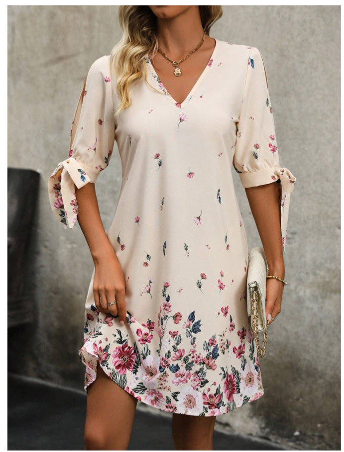 Dame afslappet blusekjole med floral design og loopærmer Stilla