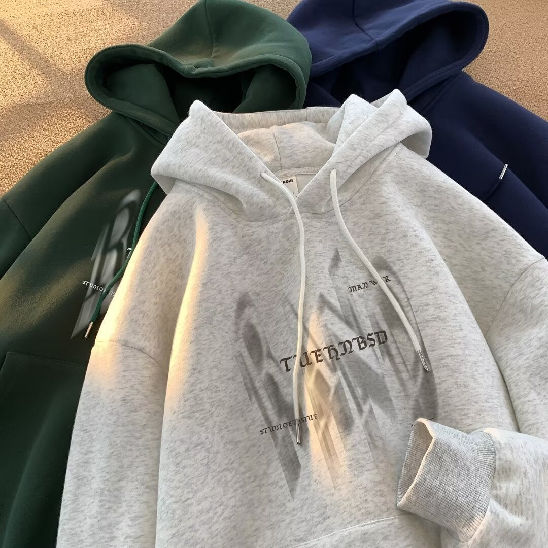 Dame afslappet hættetrøje med unikt grafisk print Stilla