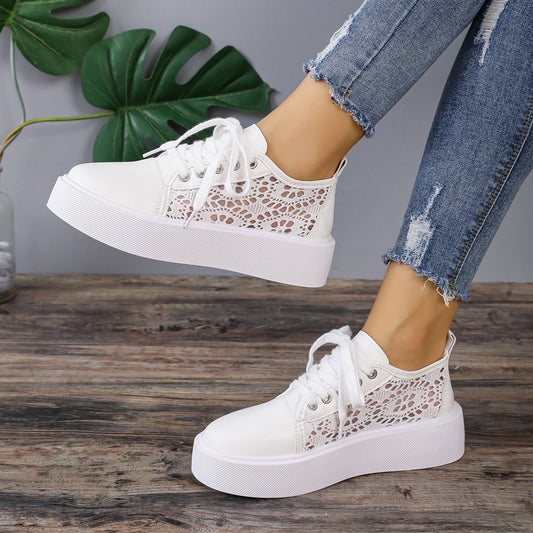 Dame Sneakers med luftig spids-overflade og komfortabel kile sål Stilla