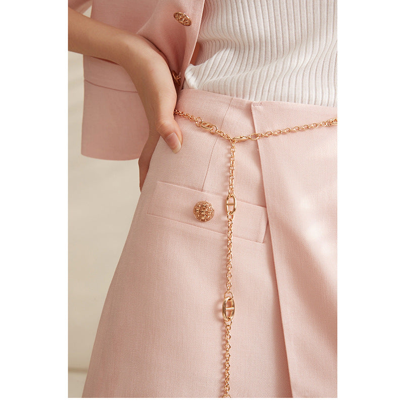 Dame elegant blazer-sæt med korte ærmer og gyldne knapdetaljer Stilla