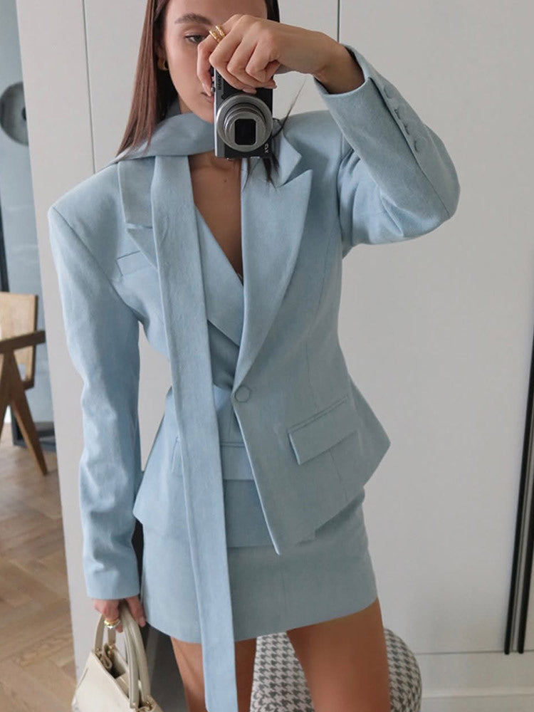 Dame elegant blazer sæt med gennemgående bindebælte Stilla