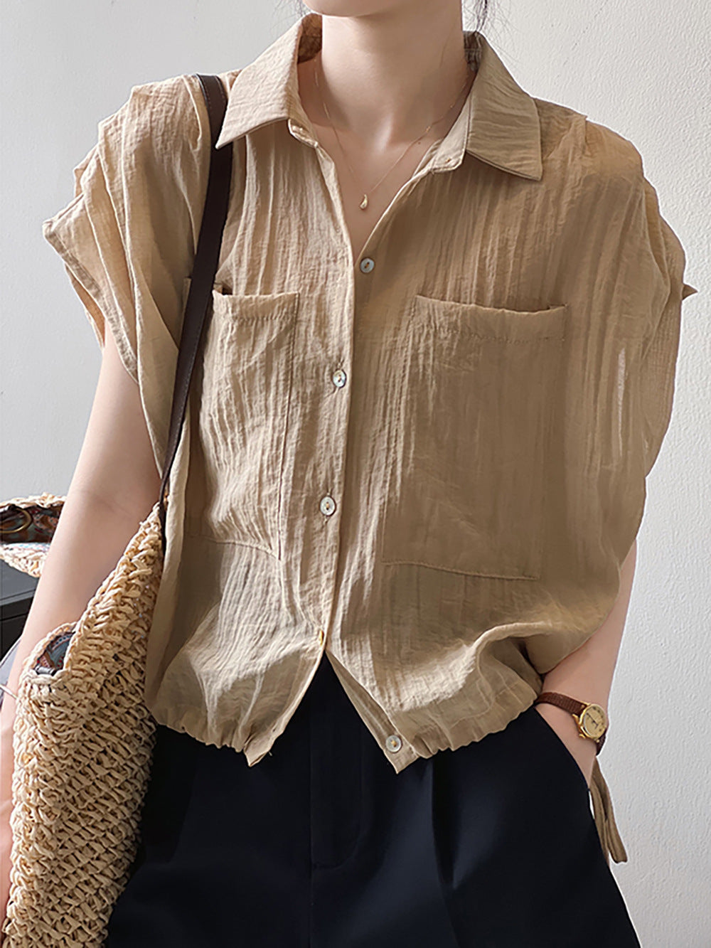 Dame afslappet bluse med justerbar talje og brystlommer Stilla