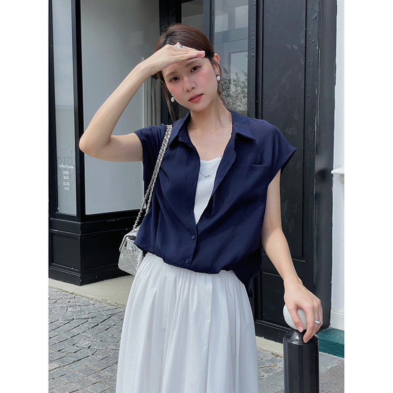 Dame afslappet bluse med korte ærmer og fint, let transparent stof Stilla