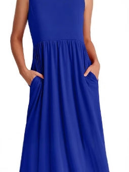 Dame afslappet maxikjole med elastisk talje og dyb flæse Stilla