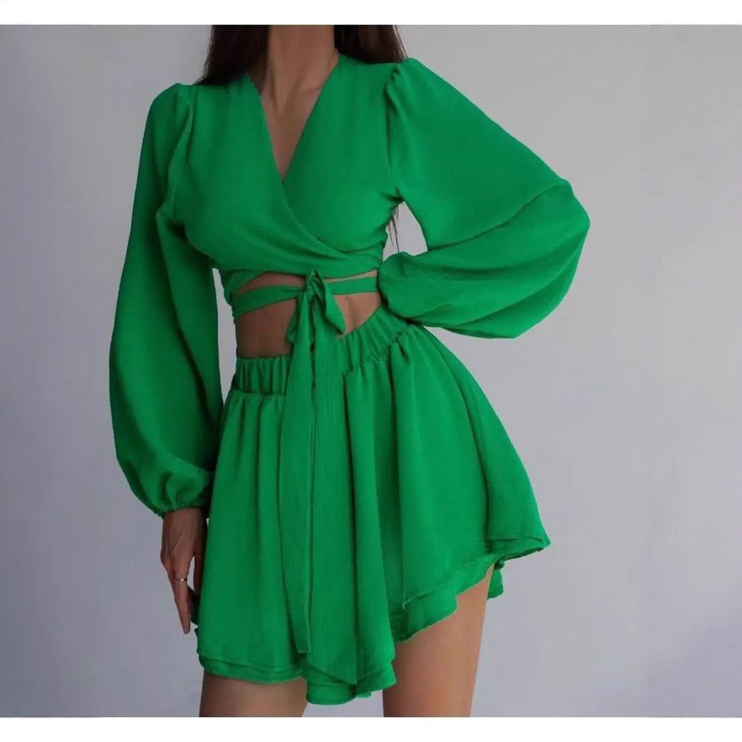 Dame Crop-Top og Nederdel Sæt med voluminøse ærmer og vikledesign Stilla