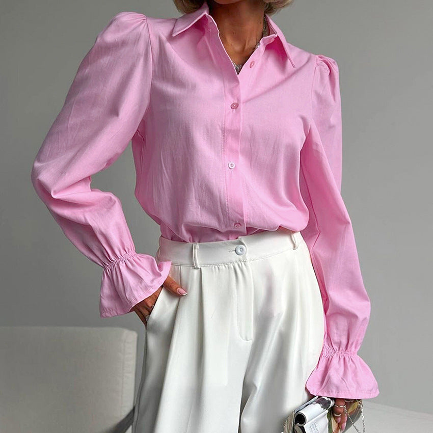 Dame elegant bluse med brede, splittede ærmer og klassisk krave Stilla