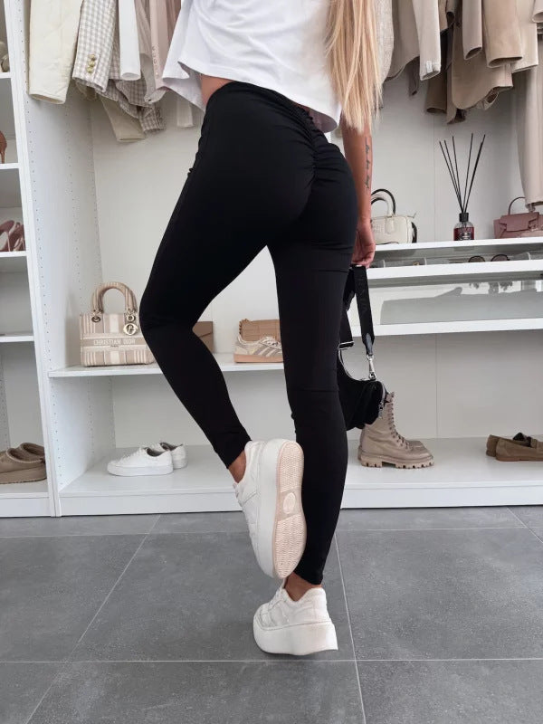 Dame cropped T-shirt med afslappet snit og højt taljede leggings Stilla