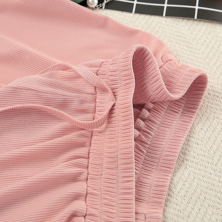 Dame afslappende loungewear-sæt med cropped top og shorts Stilla