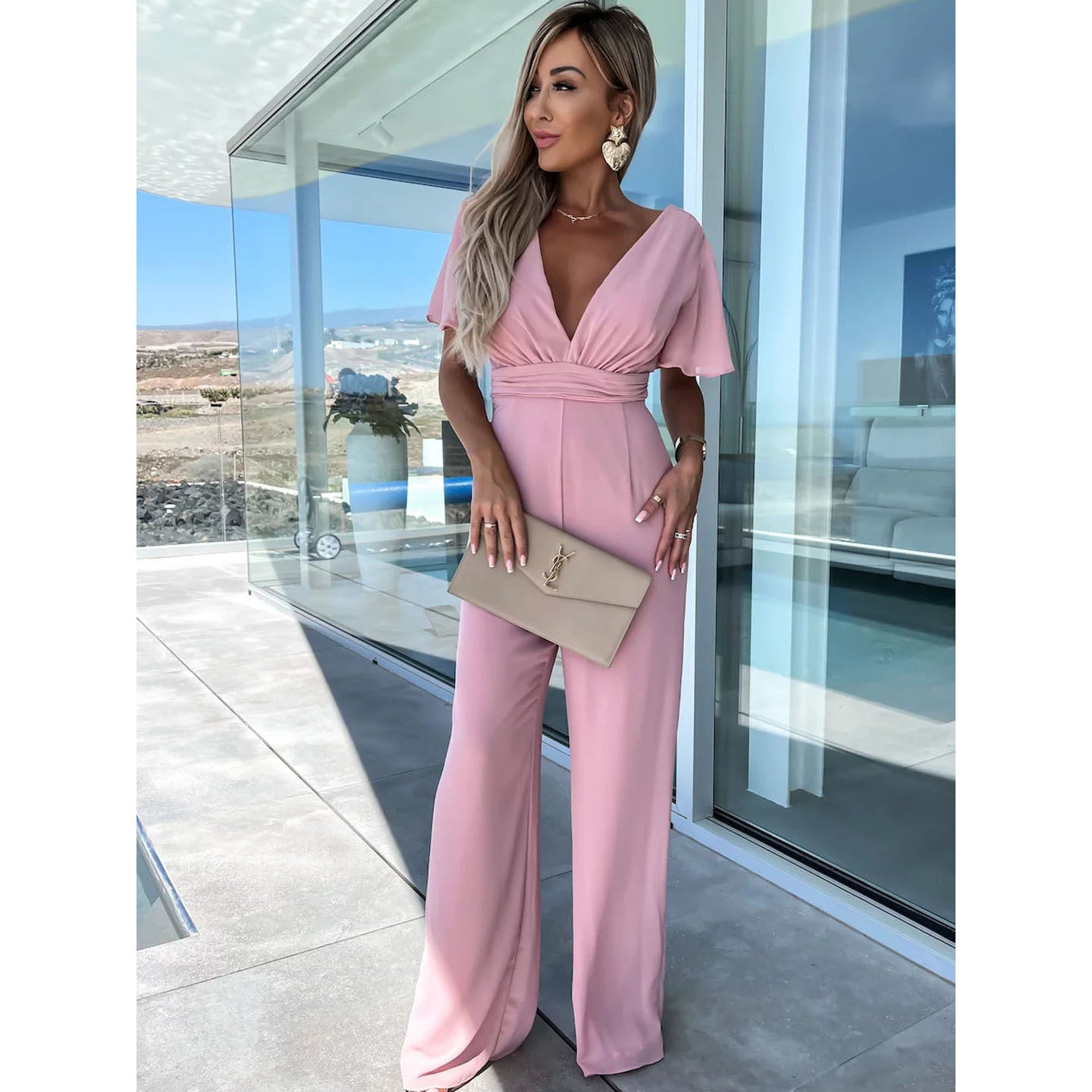 Dame Elegant Jumpsuit med dyb V-udskæring og flydende ærmer Stiila