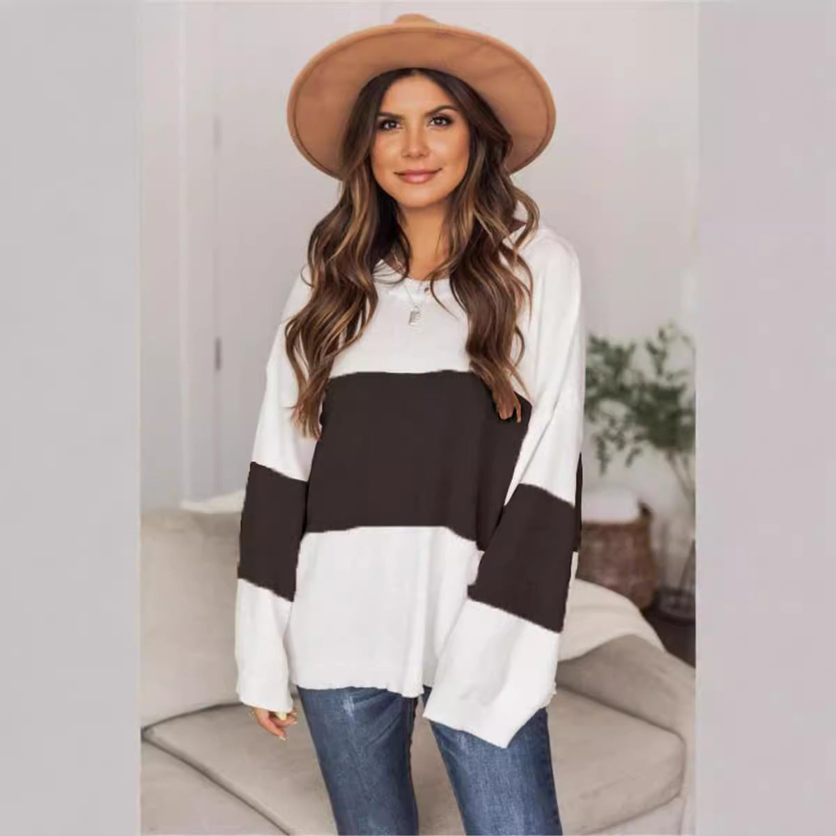 Dame afslappet grovstrikket sweater med moderne stribemønster og bredt skårne ærmer Stilla