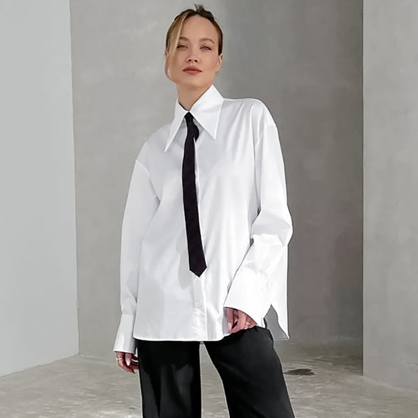 Dame afslappet oversized blouse med moderne krave og slipse Stilla
