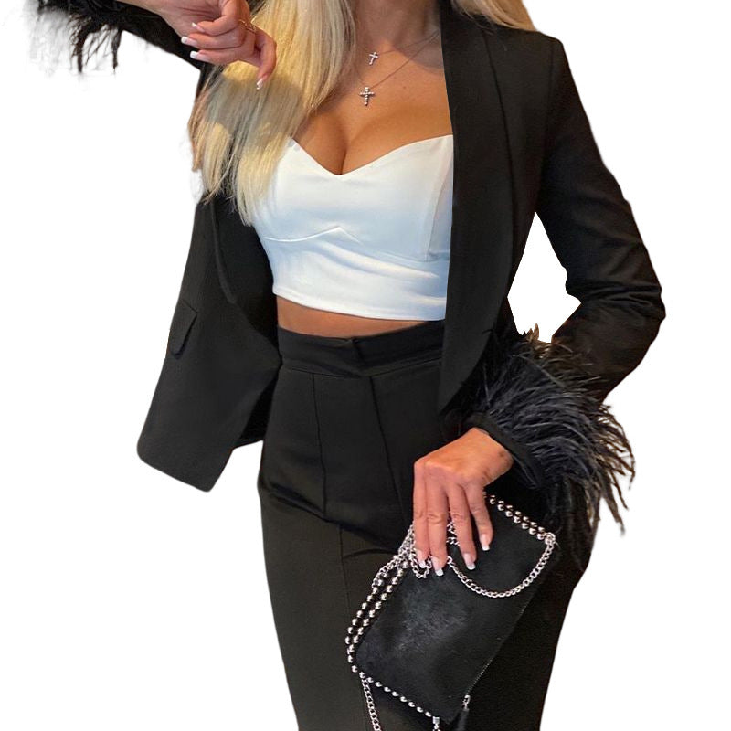 Dame Elegant Blazer-sæt med fjer og smal pasform Stilla