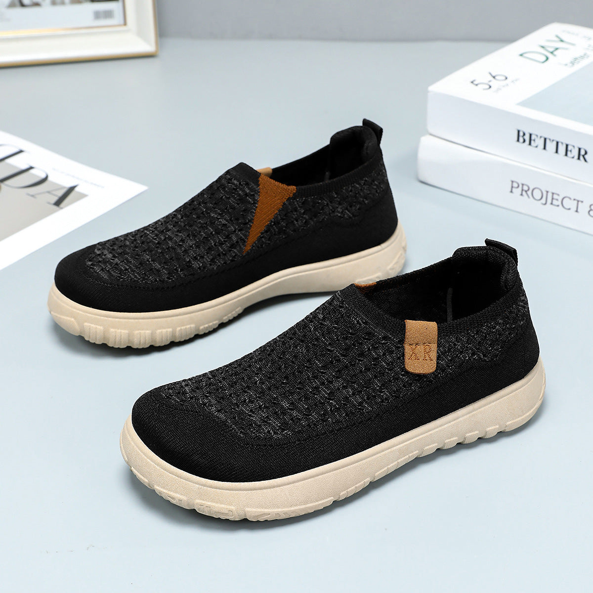 Femme Slip-On Gå Sneakers med åndbart strikkemateriale og fleksibel sål Stilla
