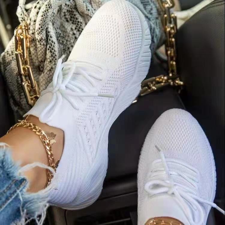 Dame mode letvægts sneakers med åndbart strikoverdel og skridsikker sål Stilla
