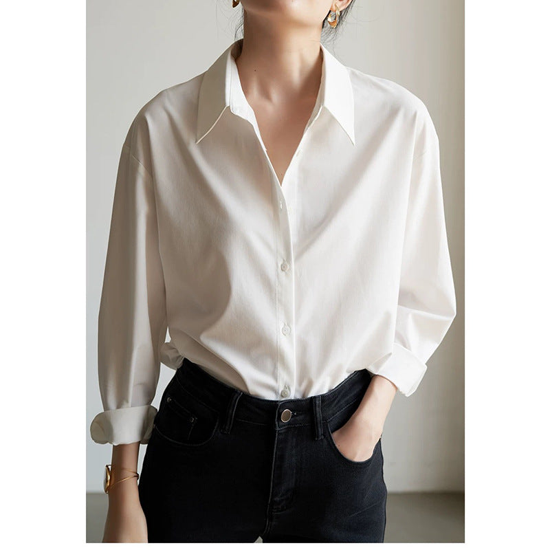 Dame elegant bluse med klassisk krave og løs pasform Stilla