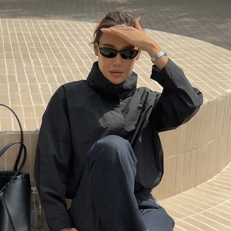 Dame afslappet oversized jakke med høj krave og justerbar lukning Stilla