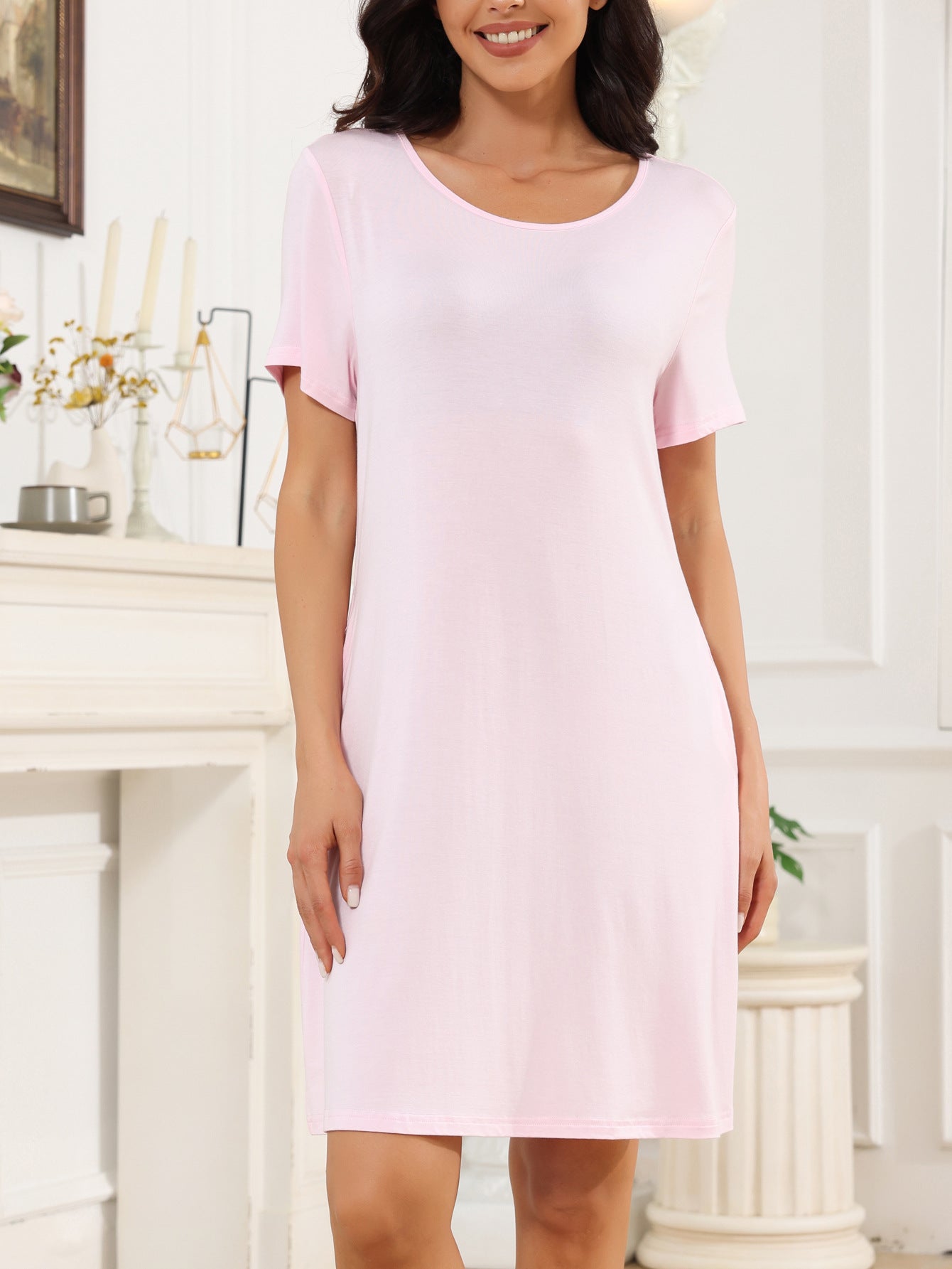 Dame afslappet natkjole i blødt jersey-materiale med rund hals Stilla