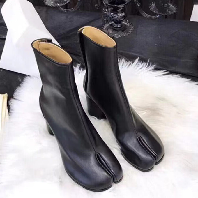 Femme Metallic-ankelstøvler med unikt split-fods-design Stilla