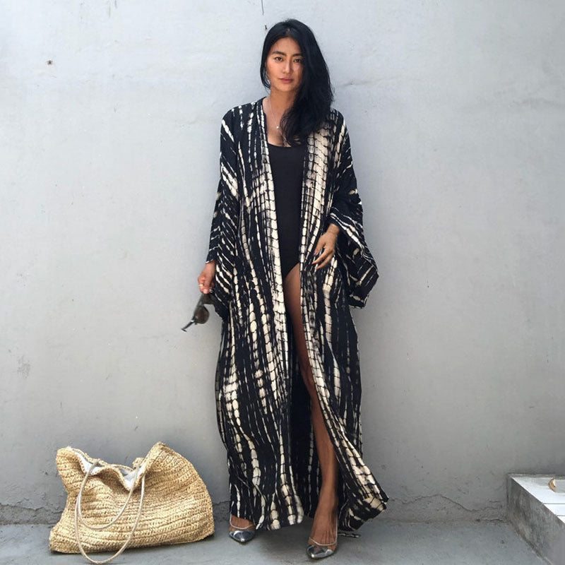 Dame elegant kaftan med legende batikmønster Stilla