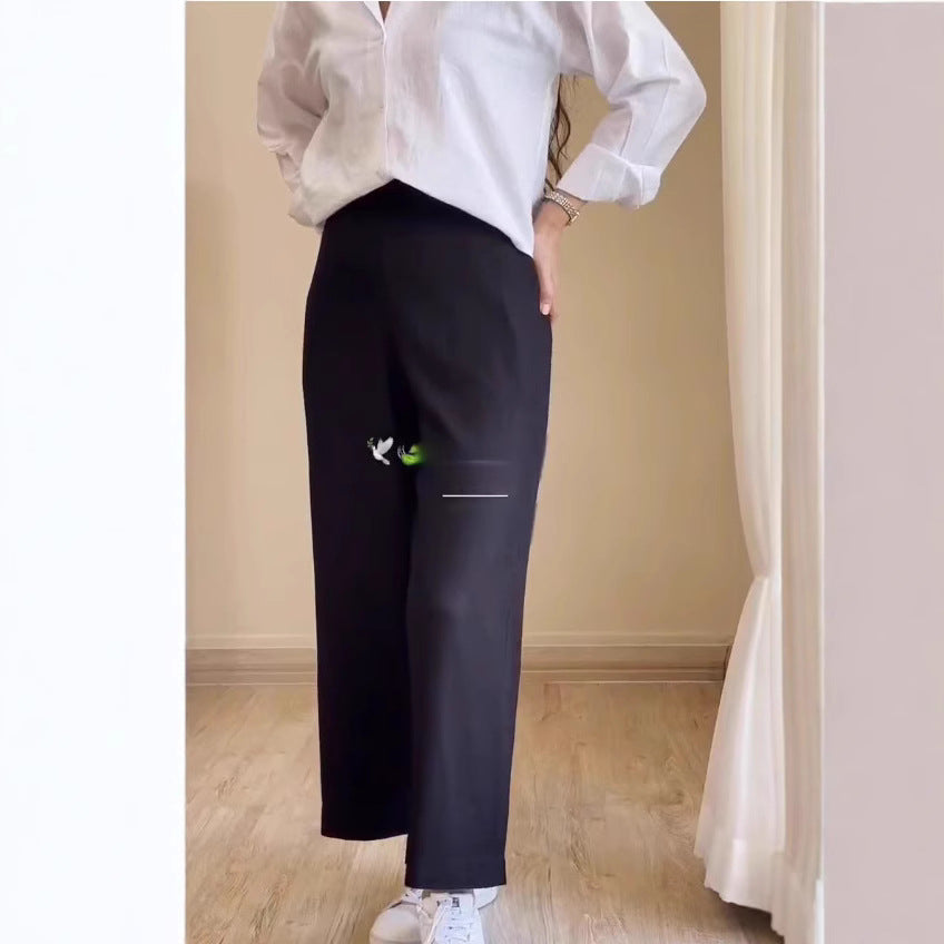 Dame afslappet bluse med moderne oversized snit og elegant knapliste Stiila