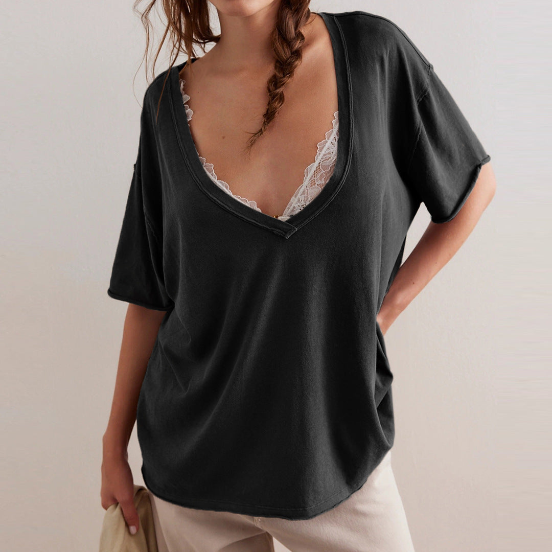 Dame afslappet oversized T-shirt med dyb V-udskæring og fine spidse accenter Stilla