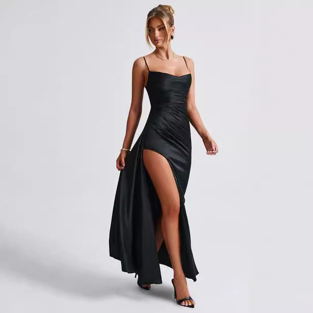 Dame Elegant Højhalset Maxikjole med sidelængde og fine Spaghettistropper Stilla