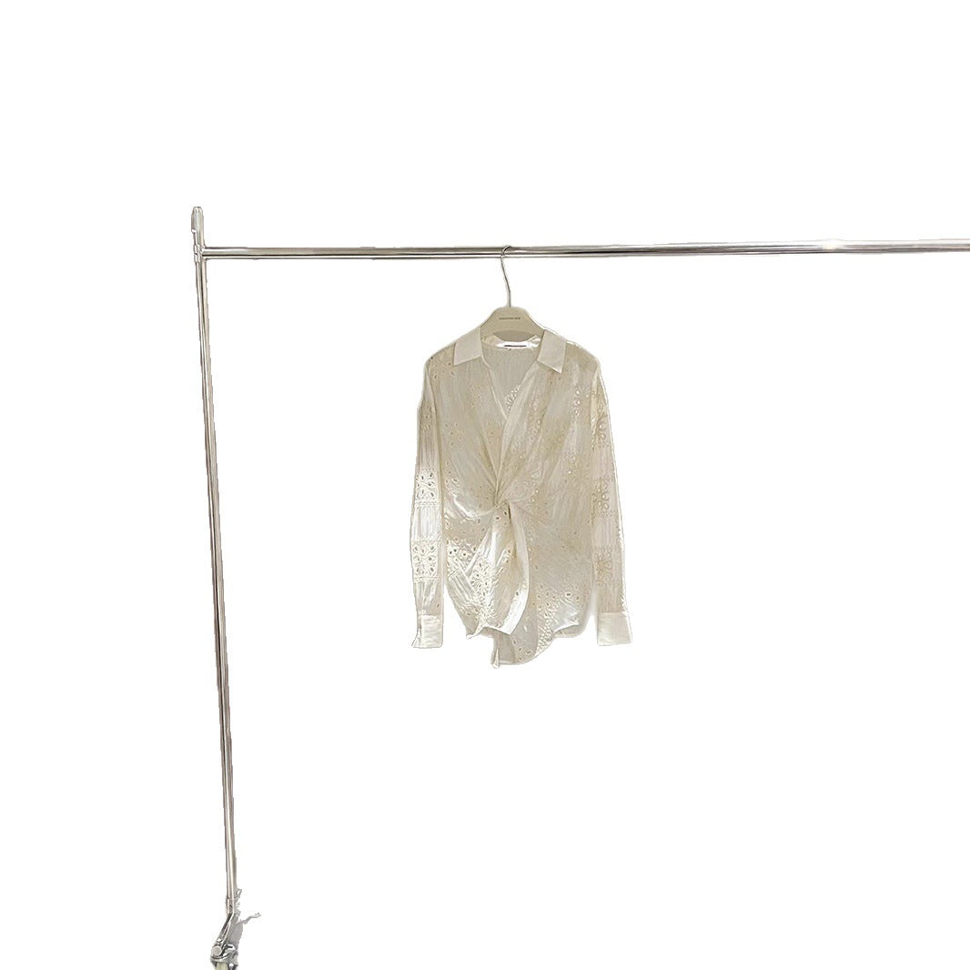 Dame elegant bluse med kunstnerisk broderedesign og tætsiddende snit Stilla