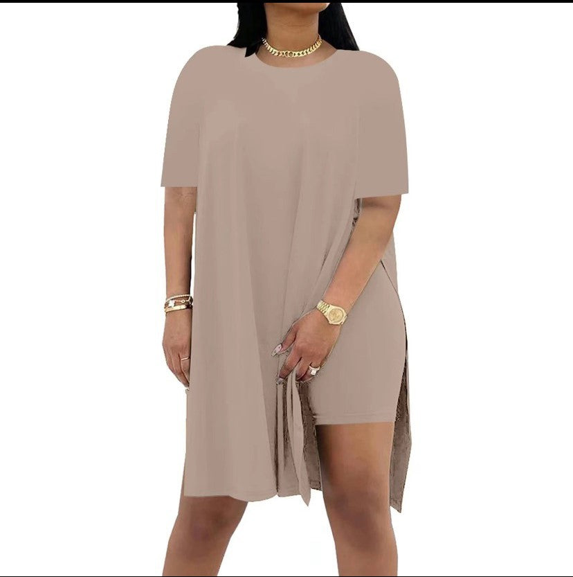 Dame afslappet kortærmet kjole med sideslids Stilla