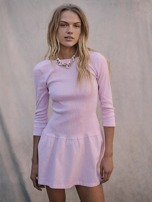 Dame afslappet minikjole med flæser og 3/4-ærmer Stilla