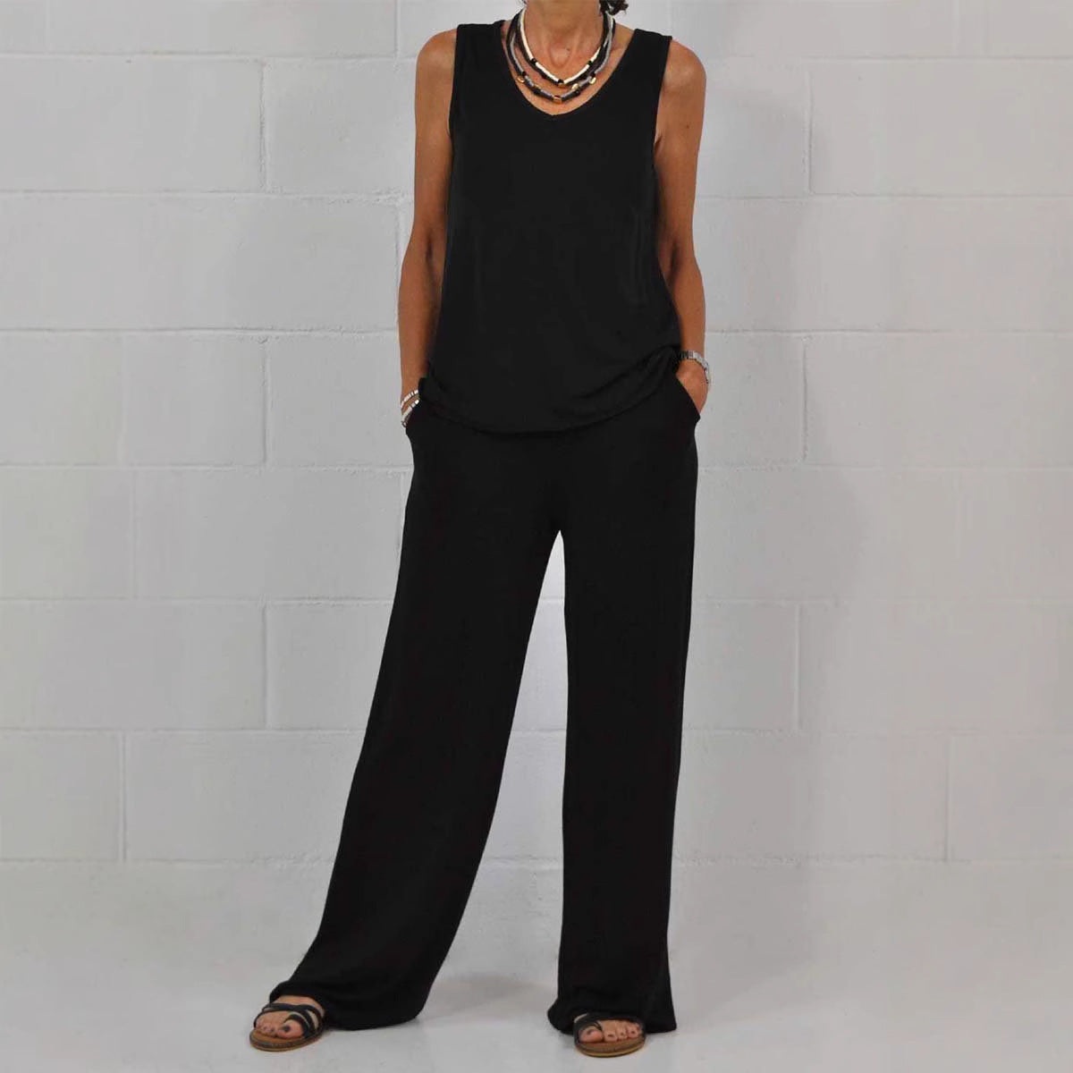 Dame afslappet sommeroutfit med bred pasform Stilla