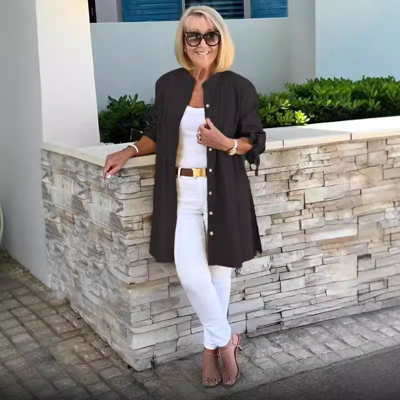 Dame afslappet lang jakke med opretstående krave og praktiske lommer Stilla