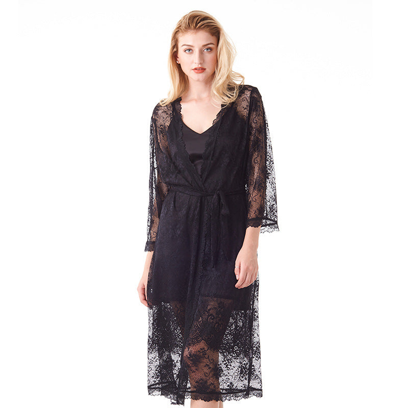 Dame natkjole kimono med fin spidsudsmykning Stilla