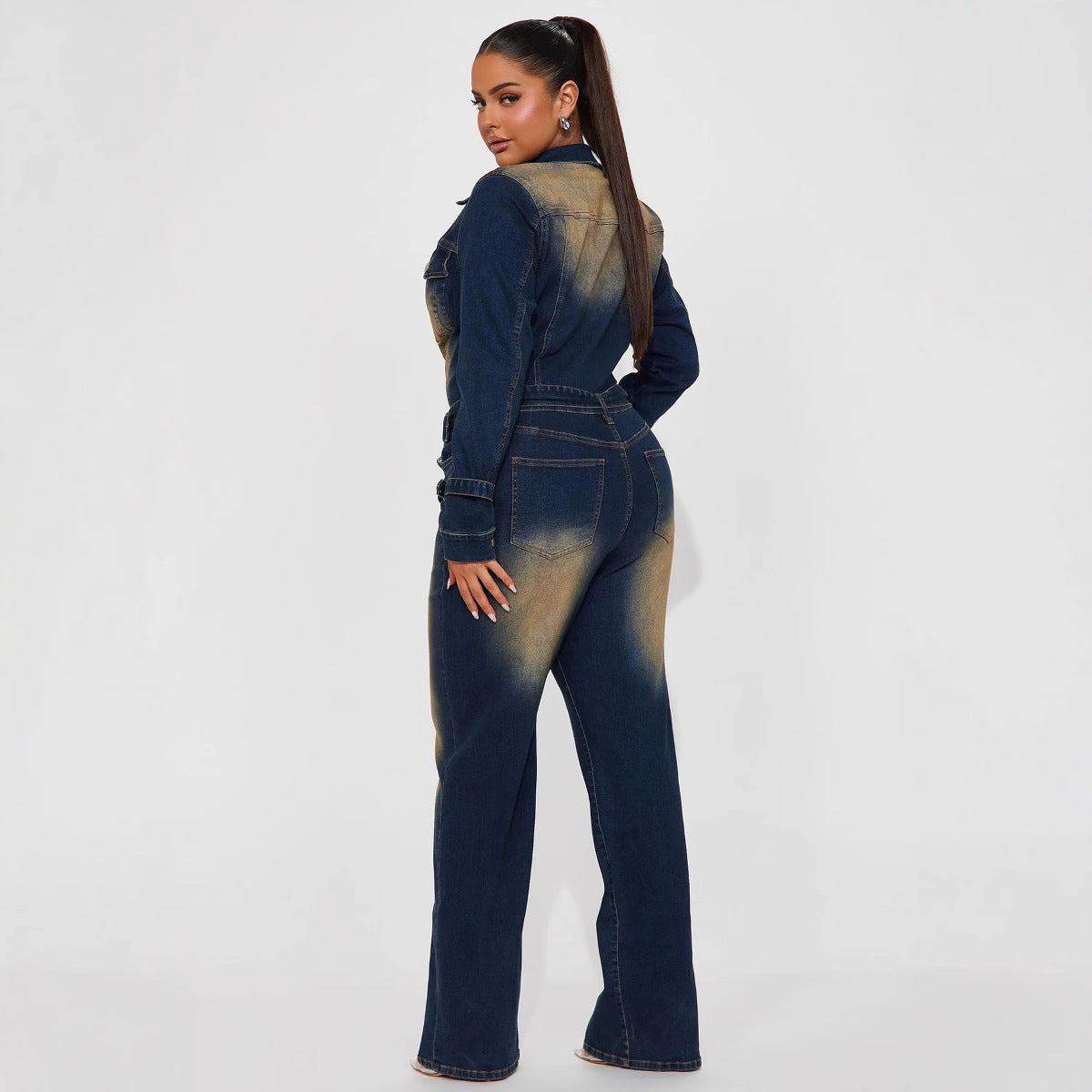 Dame Denim Jumpsuit med figursyet silhuet og særlige vaskeeffekter Stilla
