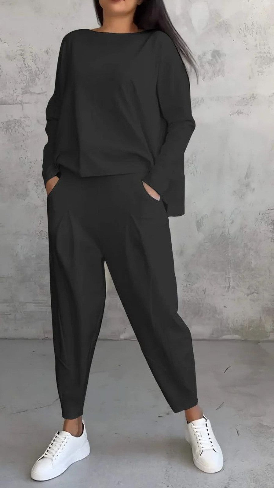 Dame afslappet jumpsuit-sæt med fashionable oversized snit og praktiske lommer Stilla