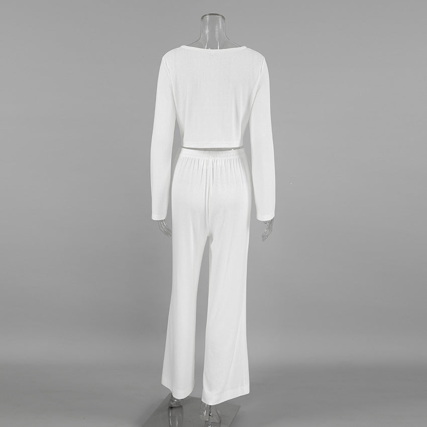 Dame afslappet lounge-sæt med moderigtigt crop-top og løse bukser Stilla