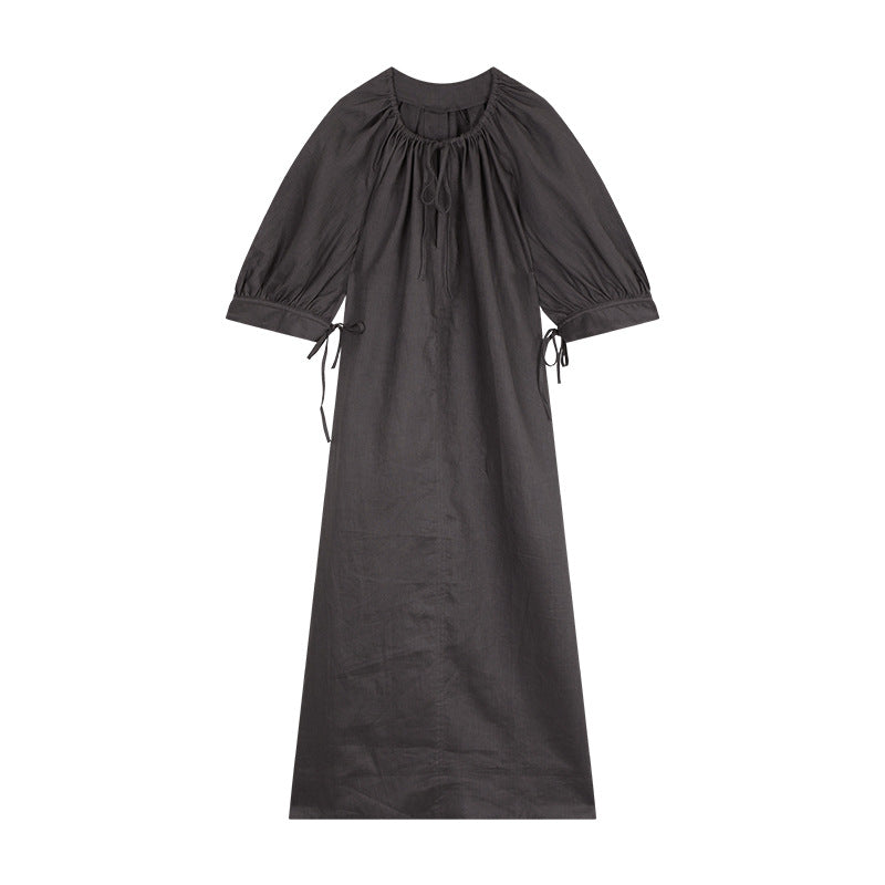 Dame afslappet maxikjole med bånd og pufærmer Stilla