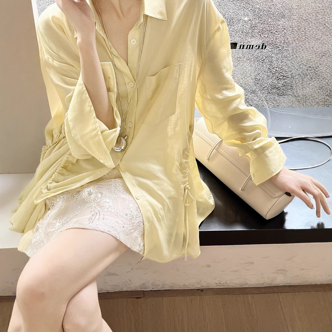 Dame afslappet bluse med justerbar snor og elegante detaljer Stilla