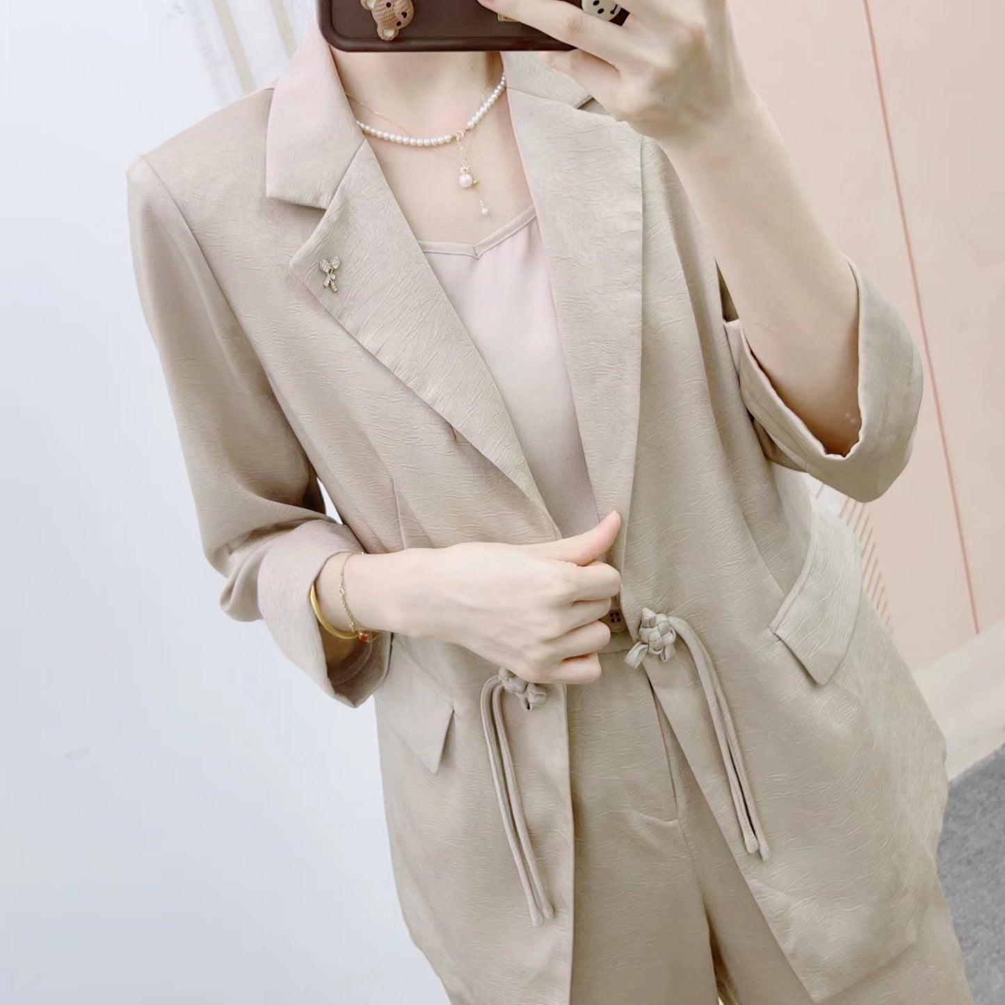 Dame Elegant Blazer-Bukser-Sæt med taljebinding og modetrendy snit Stilla